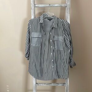 Women’s Express Button Down